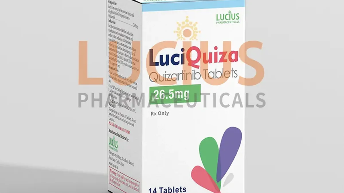 医生正在为患者讲解奎扎替尼用药方案